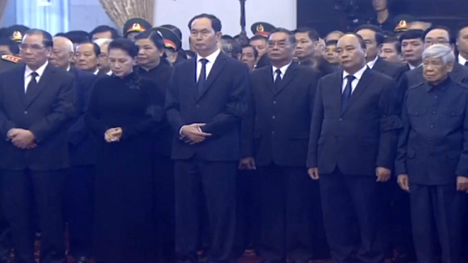 Ông Sáu Khải vào lòng đất mẹ Củ Chi Ông Sáu Khải vào lòng đất mẹ Củ Chi